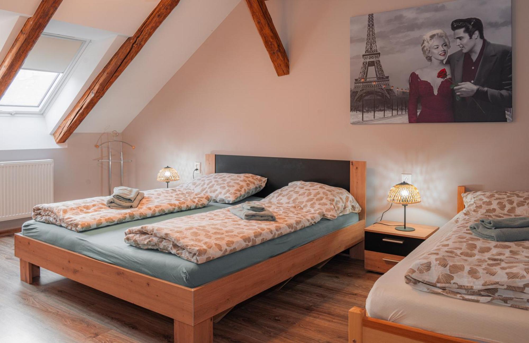 Apatman Fellini House Apartman Trenčín Kültér fotó