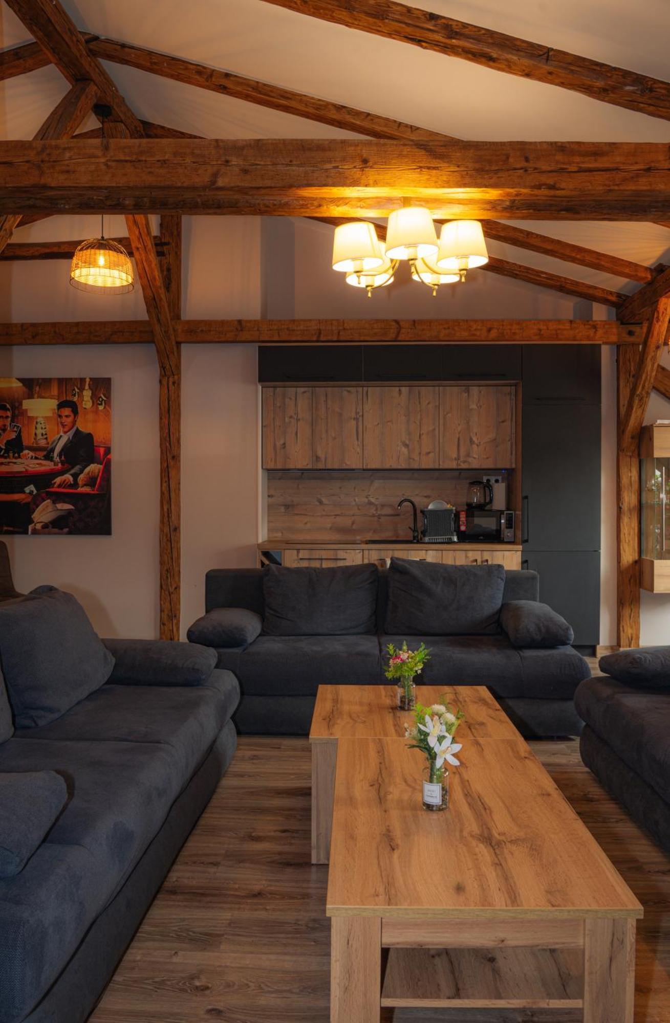 Apatman Fellini House Apartman Trenčín Kültér fotó