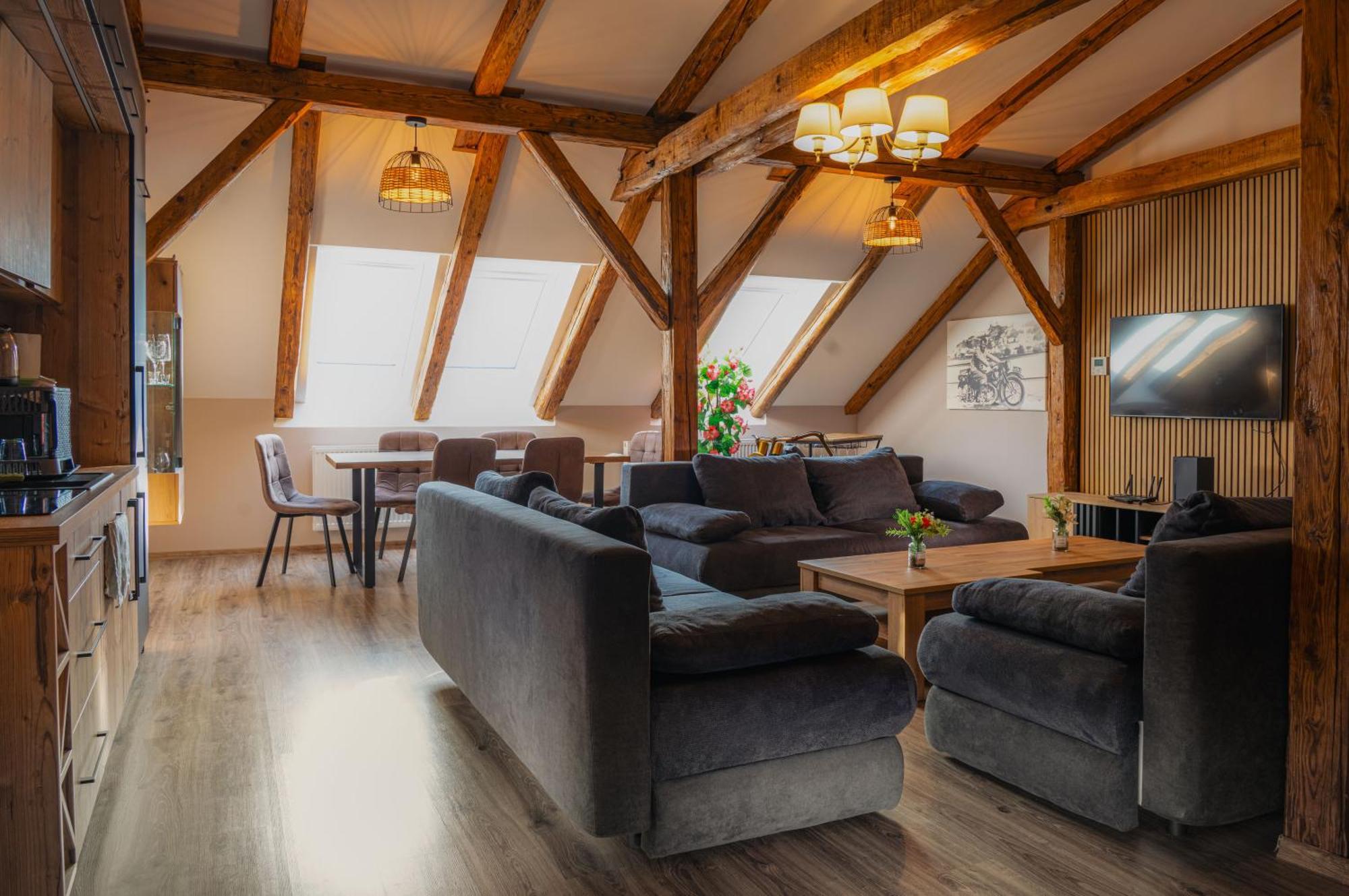 Apatman Fellini House Apartman Trenčín Kültér fotó