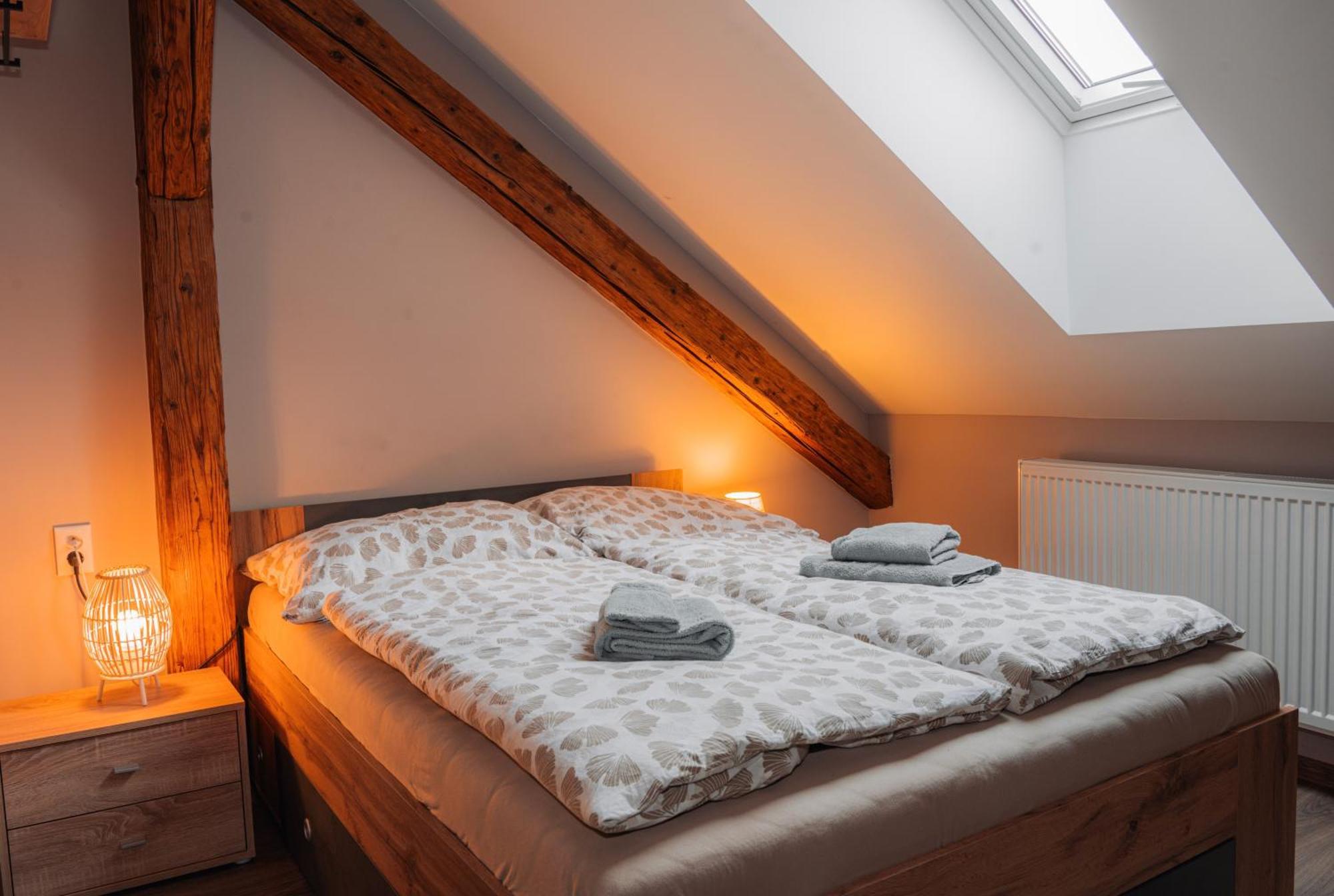 Apatman Fellini House Apartman Trenčín Kültér fotó