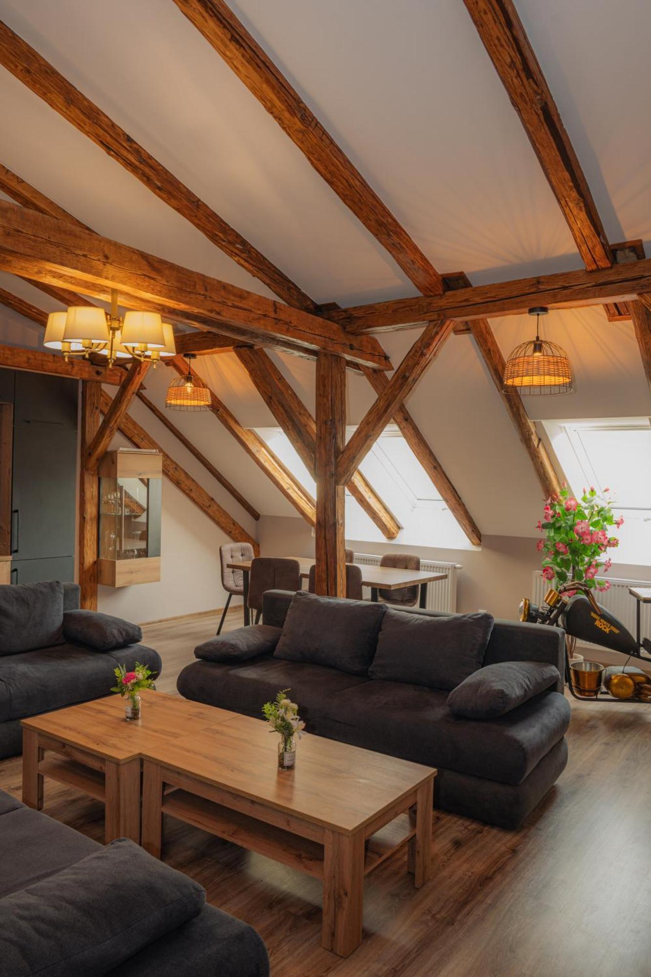 Apatman Fellini House Apartman Trenčín Kültér fotó
